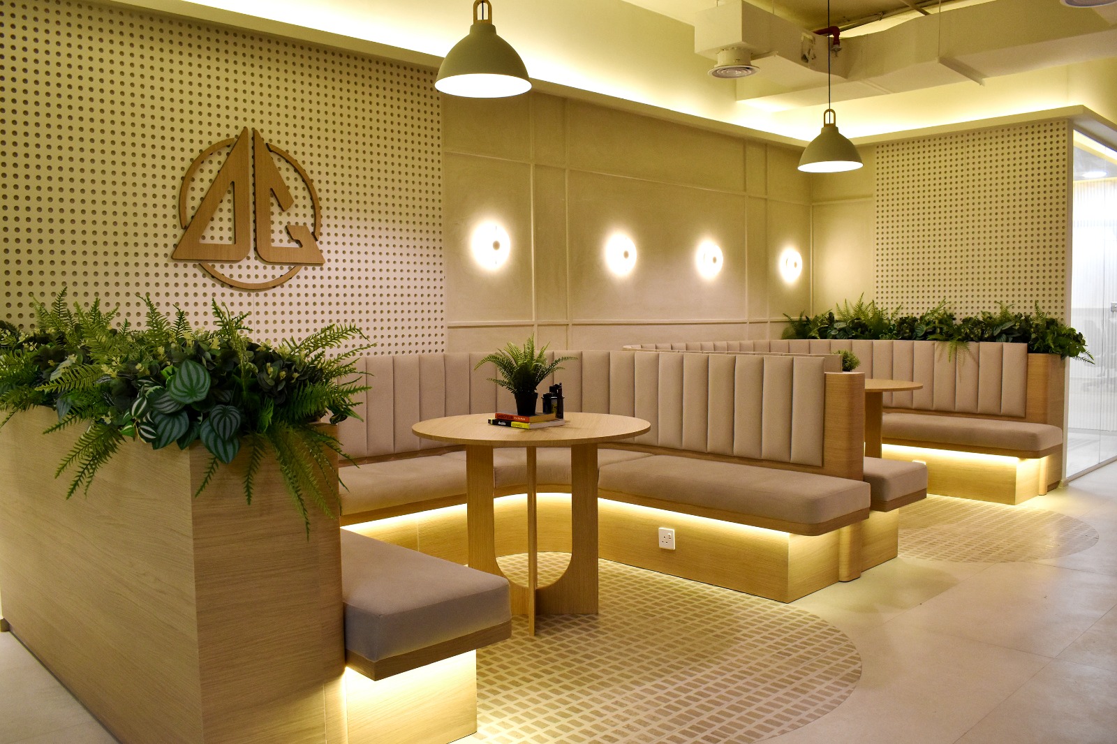 DhanGuard Business Center BurJuman
